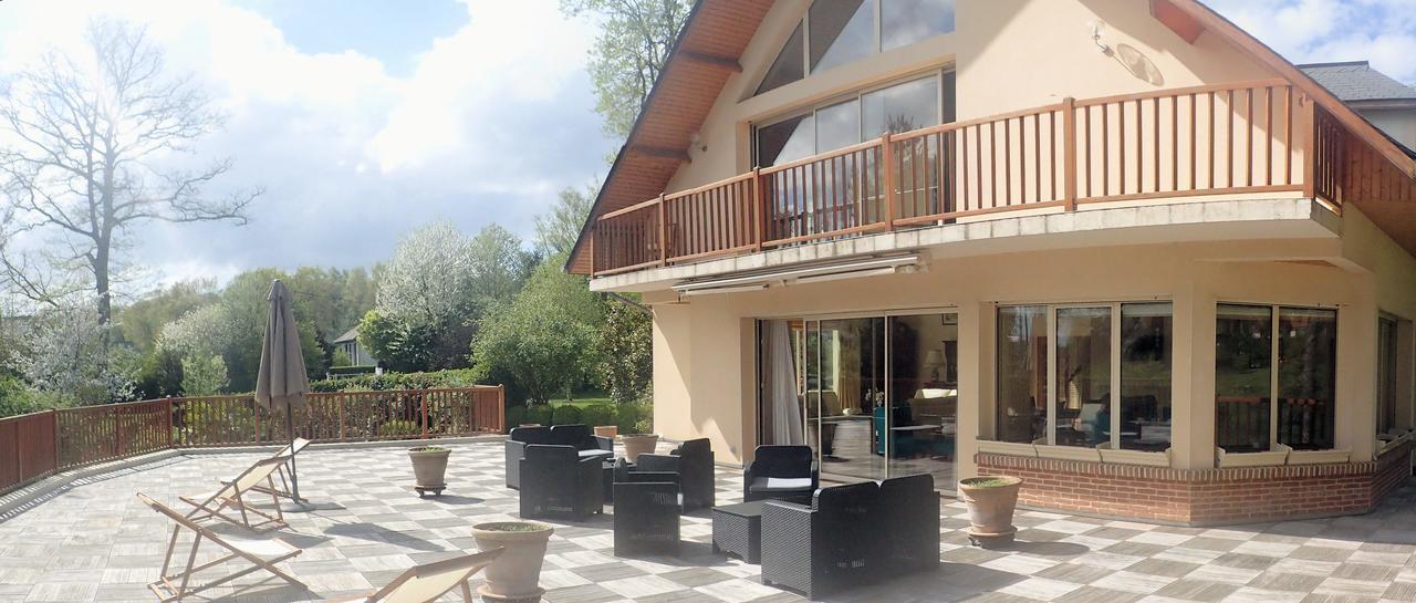 Au Charme Du Lac Espace Bien Etre Et Piscine Chauffe Proche Parc Et Restaurant Du Casino Forges-les-Eaux Bagian luar foto